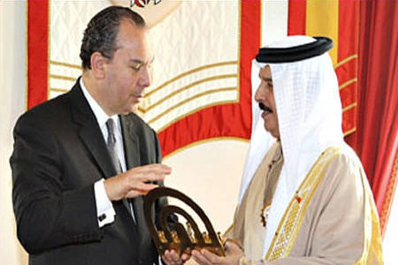 النظام البحريني في مازق داخلي ودولي 