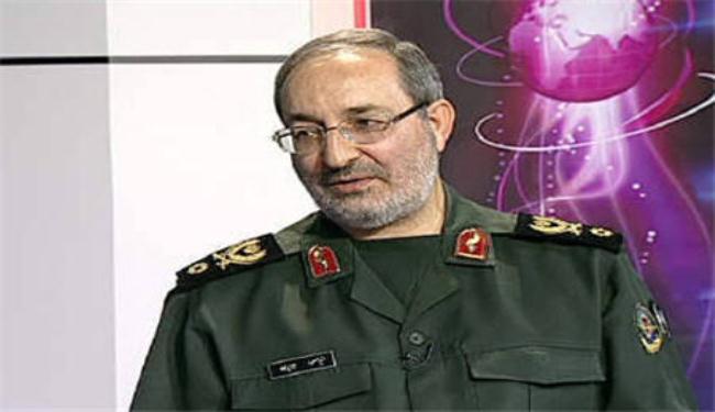 العميد جزائري: الحظر الاخير على ايران مصيره الفشل