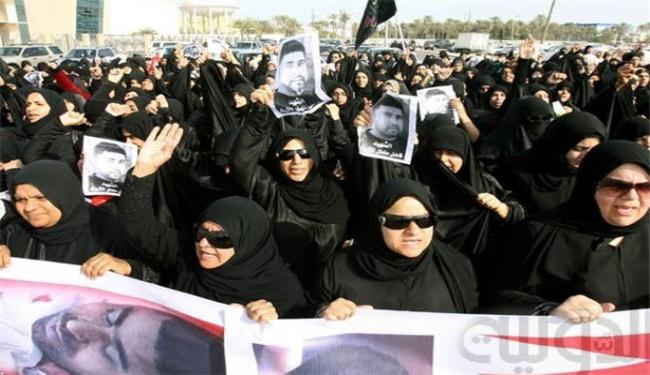 استنكار محاكمة الإعلاميين البحرينيين البلوشي وخليفة  