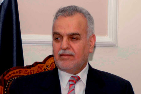525 وکیل از طارق الهاشمی دفاع می‌کنند