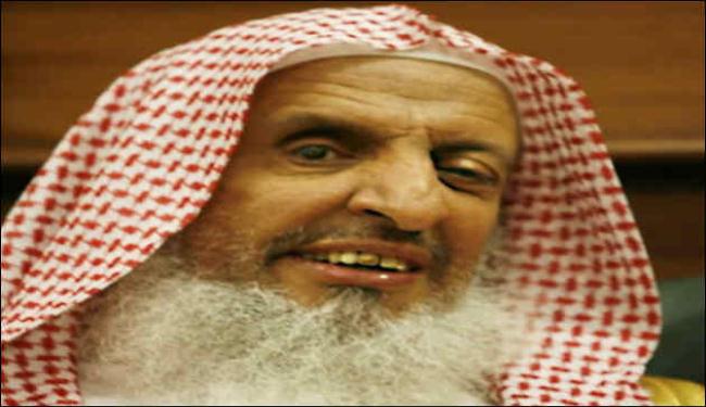  احتفلات بالمولد النبوي ومفتي السعودية يجدد تحريمها