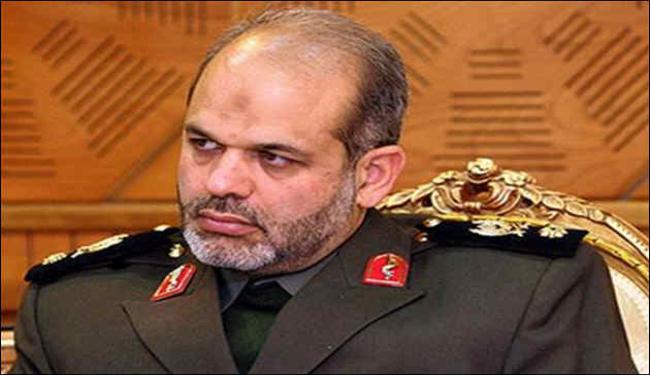 تدشين 21 مشروعا عسكريا في ايران