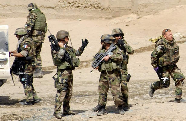 دستگیری نظامیان فرانسوی در حمص