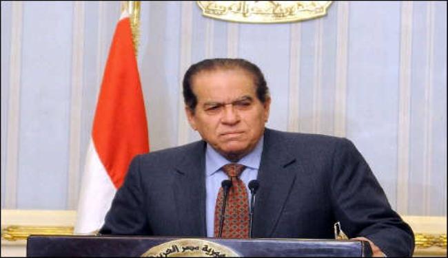 مصر:الاخوان و العسكري و صراع الحكومة
