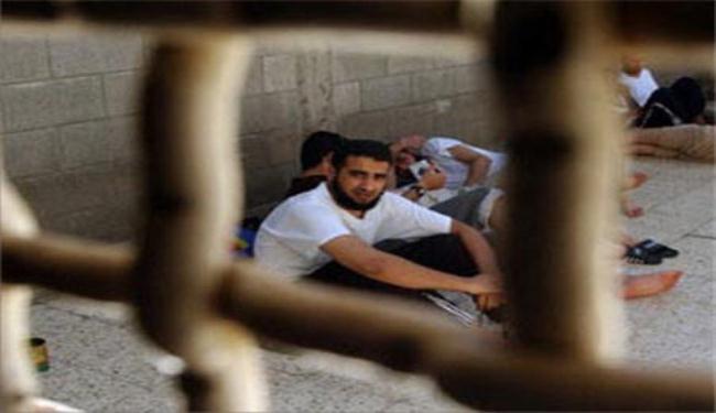 اسرى سجون الاحتلال يعلنون اضرابا شاملا عن الطعام