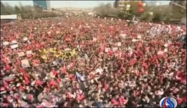 مسيرة حاشدة للمعارضة التركية ضد نظام التعليم الجديد