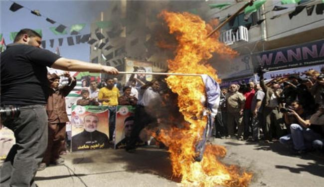 الفلسطينيون ينظمون فعاليات يوم الاسير 