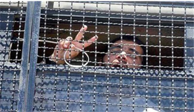 معتقلون فلسطينيون يواصلون اضرابهم عن الطعام