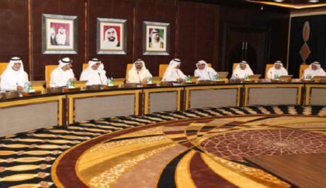 الامارات تدعو لتعزيز العلاقات مع إيران