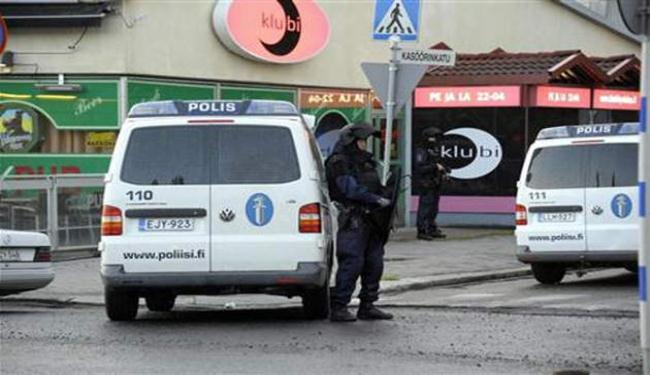 مسلح يطلق النار من على سطح مبنى في فنلندا فيقتل شخصين