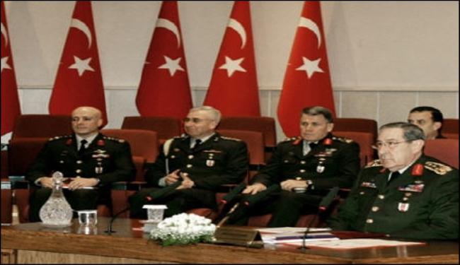 حبس 5 جنرالات متقاعدين متورطين بانقلاب 1997بتركيا