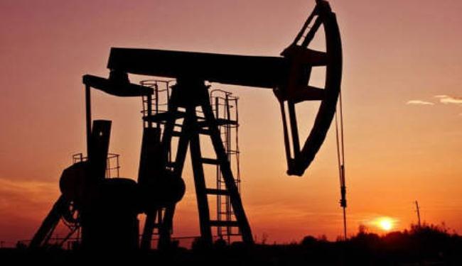 برنت يتراجع دون 99 دولارا وسط مخاوف بشأن اسبانيا