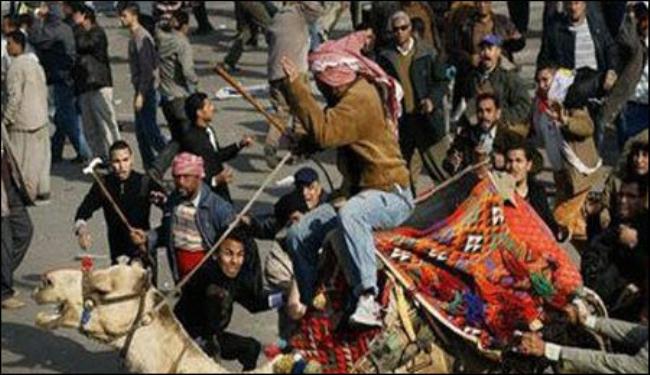شخصيات مصرية ترفض اتهام الإخوان وحزب الله وحماس بقتل الثوار