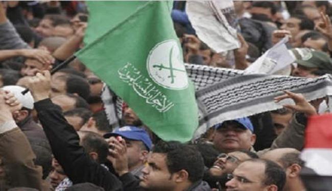 ويخوفونك من الإخوان