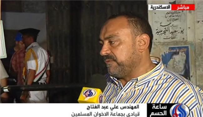 قيادي بالثورة: ايصال شفيق للسلطة يعني ثورة اخرى