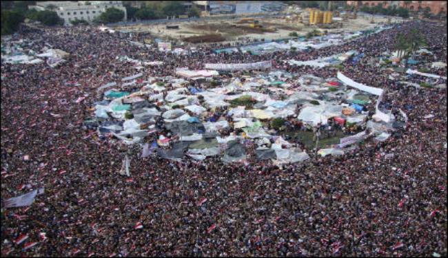آلاف المصريين بميدان التحرير رفضاً للإعلان الدستوري المكمل 