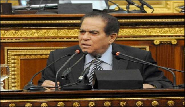 حكومة الجنزوري تقدم استقالتها للمجلس العسكري