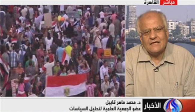 محلل : العسكري تجاوز صلاحياته باصداره الاعلان الدستوري المكمل 