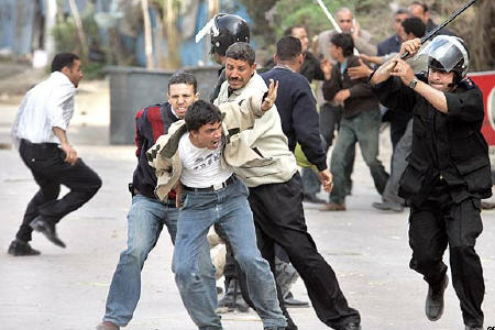لغو اختیارات پلیس و سرویس اطلاعاتی مصر
