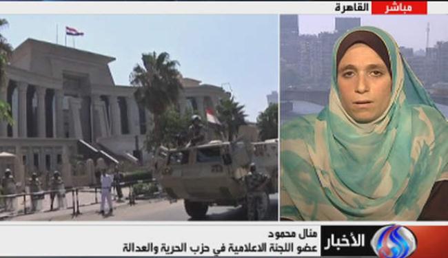 الاخوان ينتهجون الضغط الجماهيري والتفاوض مع العسكري
