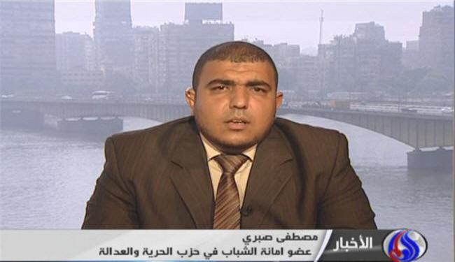 مرسي لن يفرّط بصلاحيات منصب الرئاسة