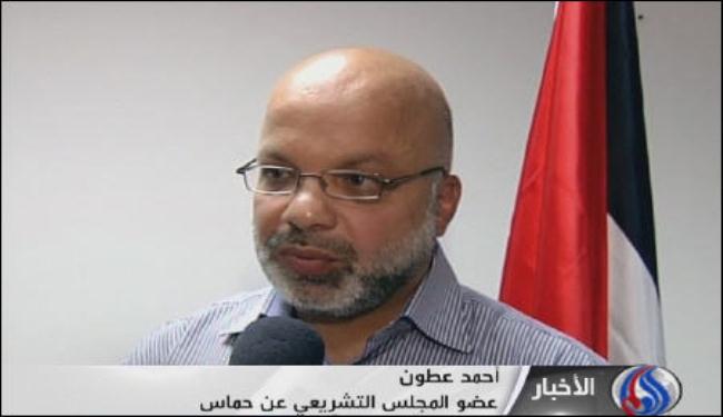 فلسطينيون: اعتقال النائب مبارك يهدف لضرب المصالحة