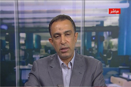فعال بحرینی: آل خلیفه به بیگانگان وابسته است نه ملت