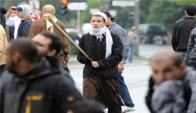 سلفيون تونسيون يهاجمون مهرجانا حول الاقصى حضره القنطار