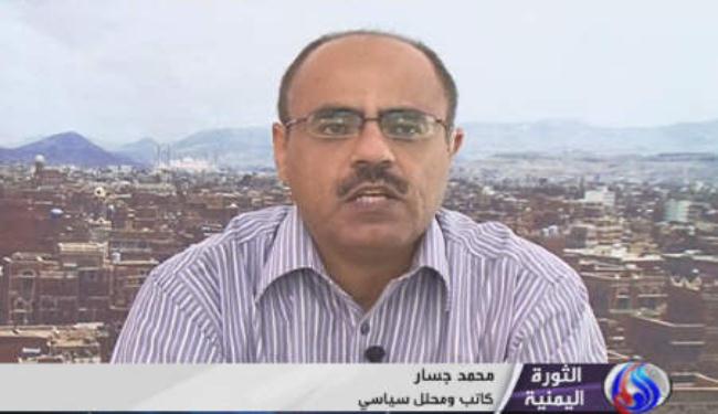 محلل سياسي: تواجد الثوار المستمر بساحات اليمن حافظ على الثورة