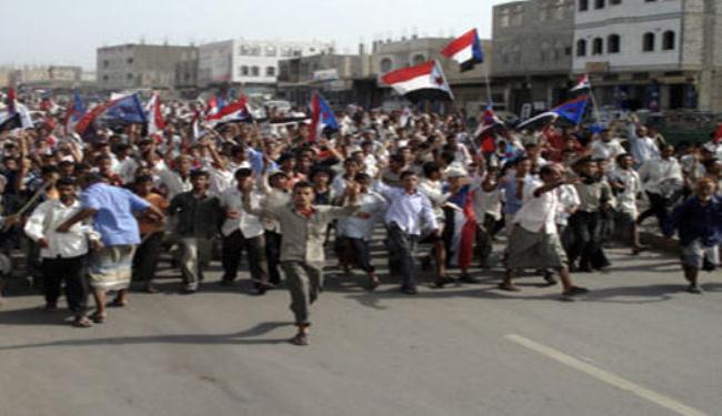 الالاف يتظاهرون في جنوب اليمن للمطالبة بالانفصال عن الشمال