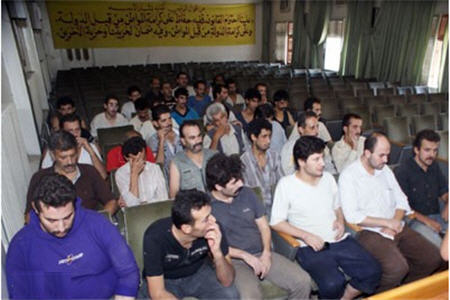 عفو بیش از ۳۰۰ نفر در سوریه