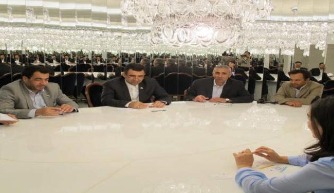 ايران وجورجيا تبحثان سبل تعزيز التعاون في القطاع السياحي