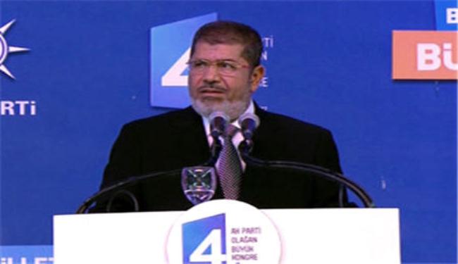 الرئيس المصري يسعى لعلاقات قوية مع الجميع