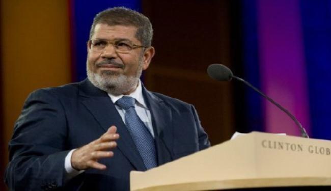 الرئيس المصري يصدر عفوا عاما عن كل من ناصر الثورة