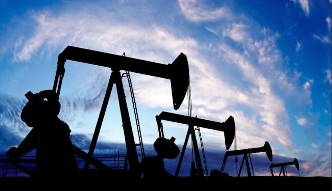برنت يرتفع فوق 107 دولارات والانظار تتحول الى أوروبا