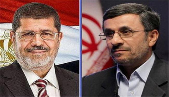 احمدي نجاد ومرسي يؤكدان ضرورة ايجاد اجماع دولي ضد العدوان على غزة