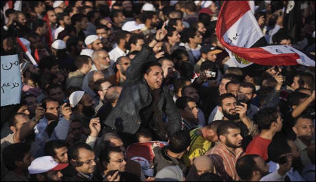 سياسي مصري: الازمة مفتعلة وتصفية حسابات بعيدة عن الاخلاق
