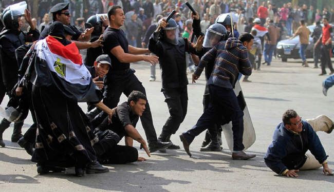 تعداد کشته های درگیری در مصر به 6 تن رسید