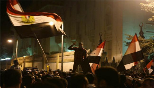 الاخوان: اطراف تتلقى الدعم من الخارج تتآمر على الثورة