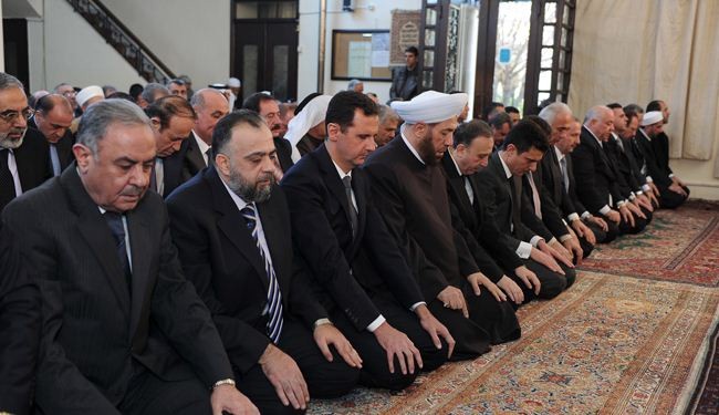 سورية : صلاة مليونية ود عوة لعودة المعارضة