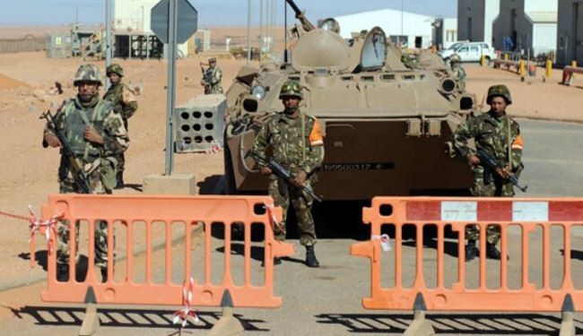 مقتل وجرح 9 اشخاص بهجوم على ثكنة بالجزائر