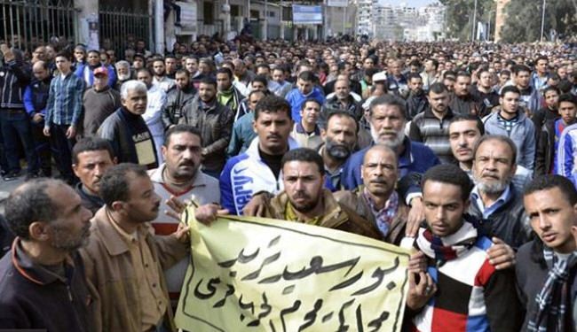 اهالي بورسعيد يعلنون العصيان المدني في المدينة