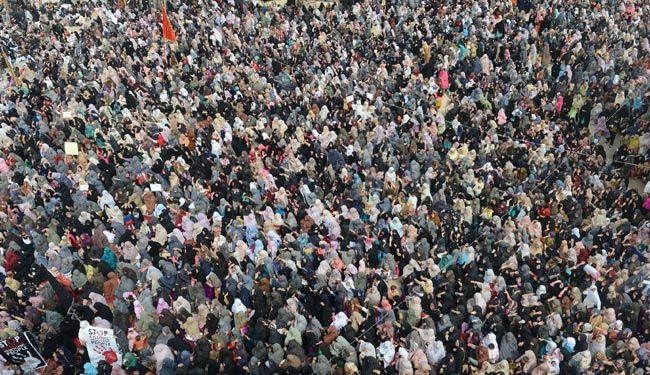 تعاظم التظاهرات في باكستان احتجاجاً على التفجيرات