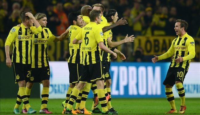 دورتموند ينهي حلم شاختار ويعبر إلى ربع النهائي