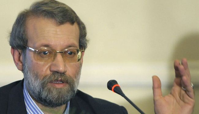 لاریجاني: تشافیز فتح صفحة جديدة بعالم السياسة