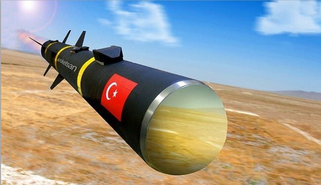 تركيا تجري تجربة صاروخية