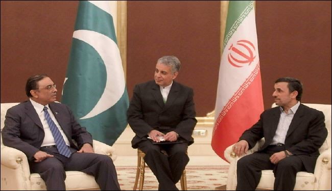 ایران وباكستان تؤكدان رغبتهما بتعزیز العلاقات الثنائیة