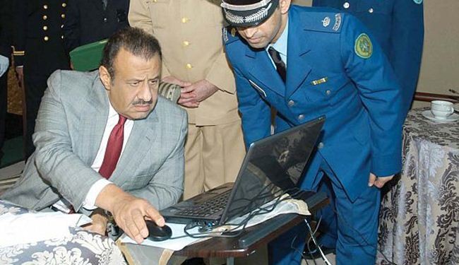 مراقبون: اقالة الامير خالد جاءت بسبب خلافات مع عمه