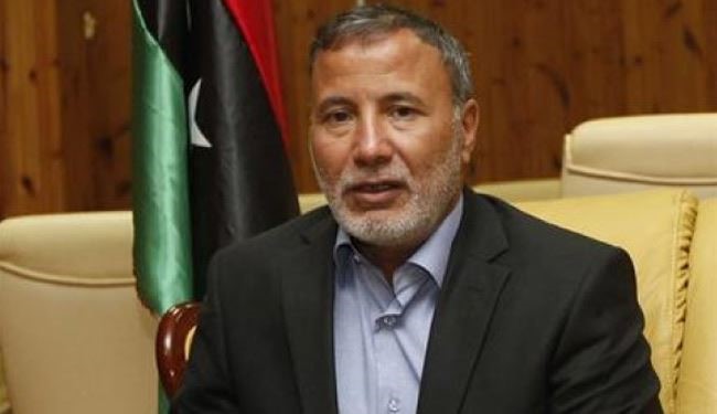 وزير الدفاع الليبي يستقيل من منصبه