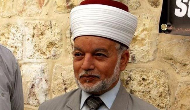 الكيان الاسرائيلي يعتقل مفتي القدس والديار الفلسطينية